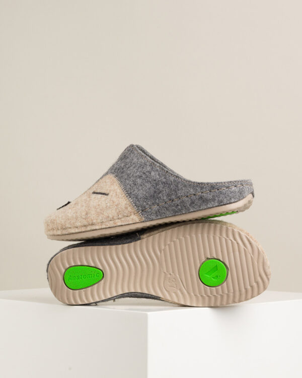 Ženske sobne papuče Vuk - Bež-siva 11 Ženske sobne papuče Vuk - Bež-siva