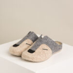 Ženske sobne papuče Vuk - Bež-siva Ženske sobne papuče Vuk - Bež-siva