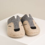 Ženske sobne papuče Vuk - Bež-siva 3 Ženske sobne papuče Vuk - Bež-siva